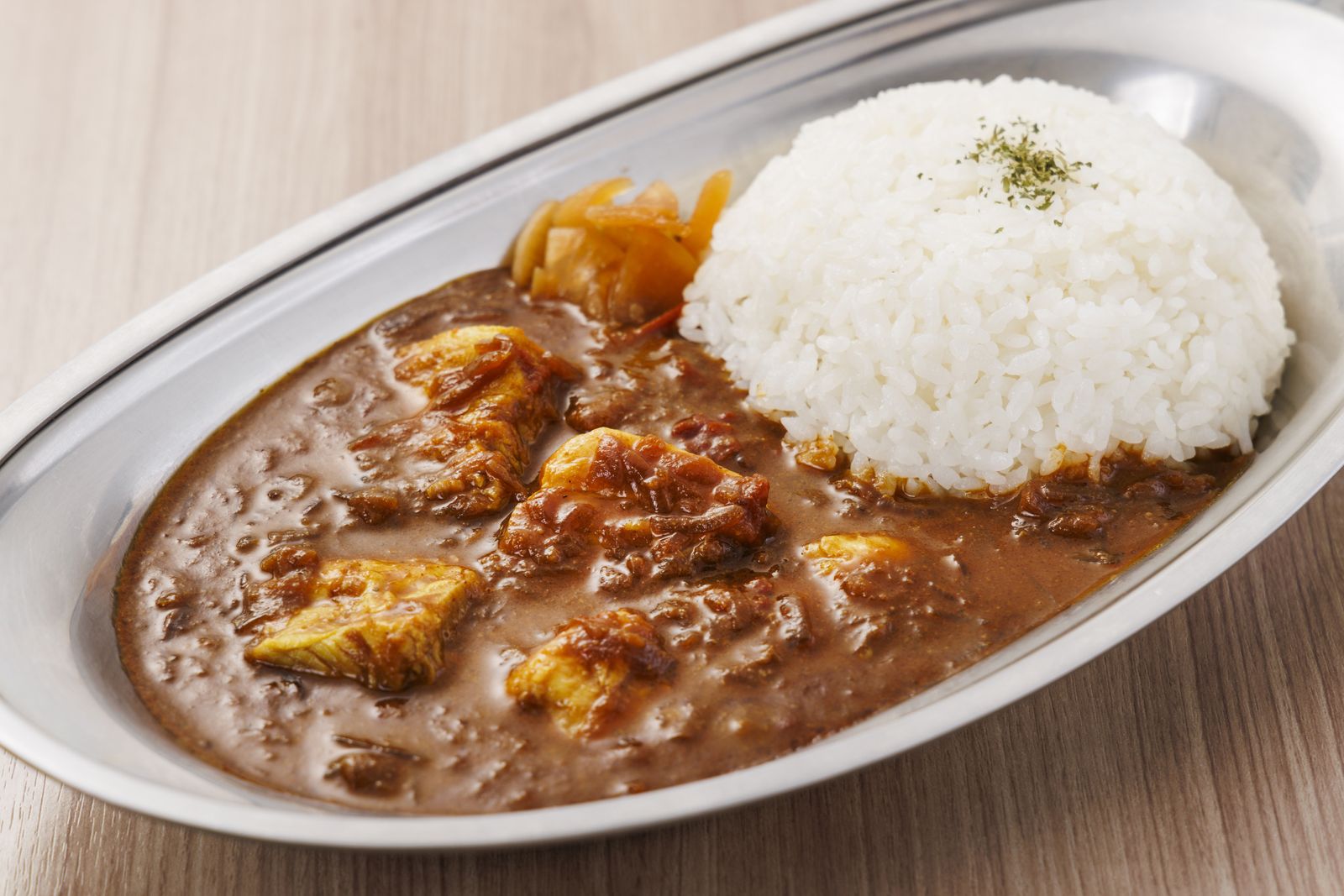 房総ポーク煮込カレー。千葉県産ブランド豚をじっくり煮込んだ、人気No.1のカレー